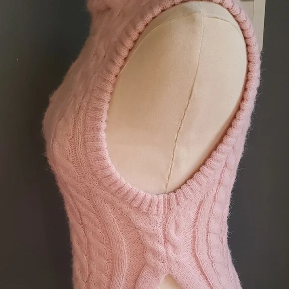 Lovers + Friends  Barbiecore Pink Cable Knit Sweater Vest - Picture 8 of 15